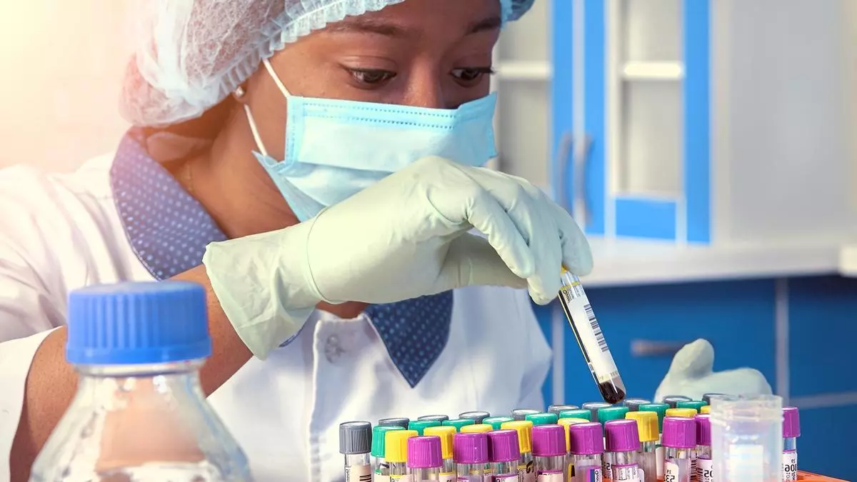 PLUS-DIAGNOSTICS_shutterstock_1698001333